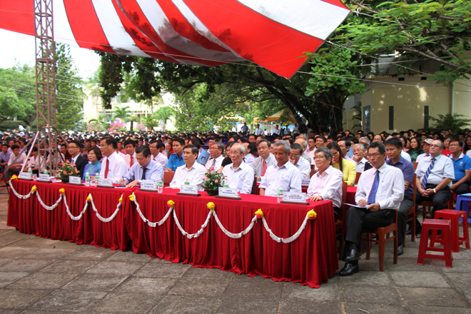 Lễ Khai giảng năm học 2017-2018 v&agrave; trao bằng 4Hello88 nổ hũ Hello8808 truy cập ngay kh&oacute;a 2012-2017 v&agrave; cao đẳng kh&oacute;a 2014-2017