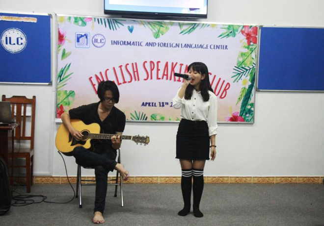 Description: D:\HELLOO888\English club\CHUONG TRINH APRIL 18TH\HINH BUOI SINH HOAT\18-4-2018 CLB Eng + Đại hội HSV\IMG_4918.JPG