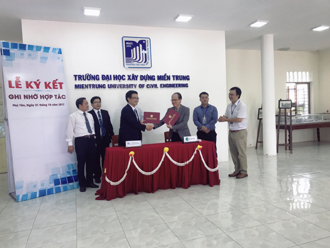 K&yacute; kết ghi nhớ hợp t&aacute;c giữa Đại học X&acirc;y dựng Miền Trung với APAVE Asia &ndash; Pacific v&agrave; CARBONEERING Co., Ltd