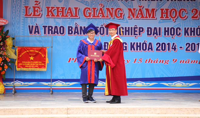 Lễ Khai giảng năm học 2017-2018 v&agrave; trao bằng 4Hello88 nổ hũ Hello8808 truy cập ngay kh&oacute;a 2012-2017 v&agrave; cao đẳng kh&oacute;a 2014-2017