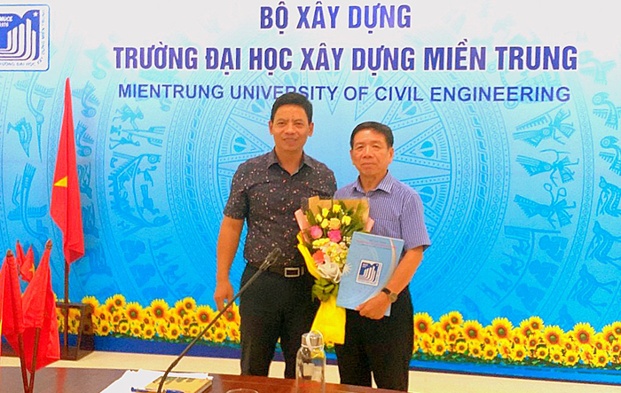 68f3e391301bcd45940a.jpg