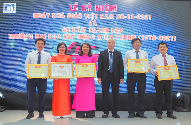 Tưng bừng ch&agrave;o mừng 39 năm ng&agrave;y Nh&agrave; gi&aacute;o Việt Nam 20.11 v&agrave; kỷ niệm 45 năm th&agrave;nh lập trường Đại học X&acirc;y dựng Miền Trung (1976 &ndash; 2021) 