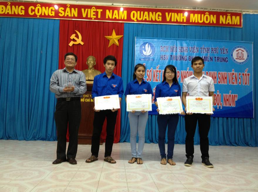Hội sinh viên Trường ĐHXD Miền Trung tổ chức...